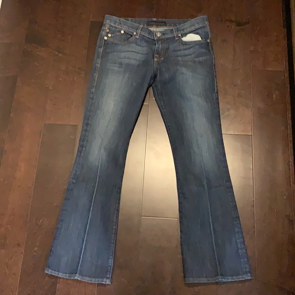 Authentic Rock and Republic women’s jeans - Picture 2 of 15